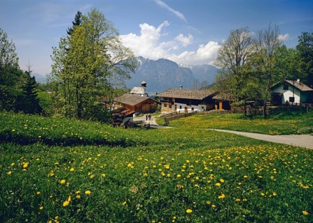Wamberg in front of Kramer Mountain