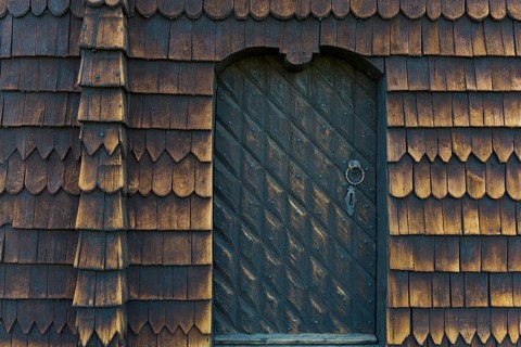 Entrance door