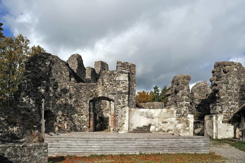 Alt-Trauchburg castle ruins