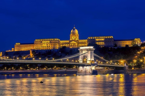 Chain Bridge with castle hill at the blue hour