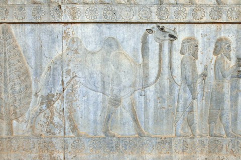 Delegation bas-relief