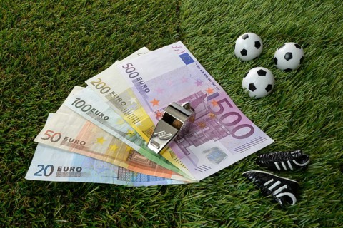Euro bills