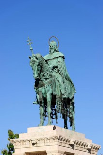 Equestrian statue of King Stephen I
