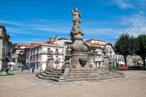 Statue of Viana