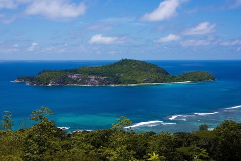 View towards Therese Island