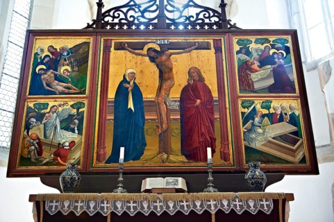 Gothic tryptich on wood