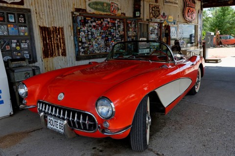 Vintage Chevrolet Corvette 1957 Route 66