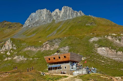 Capanna del Corno Gries