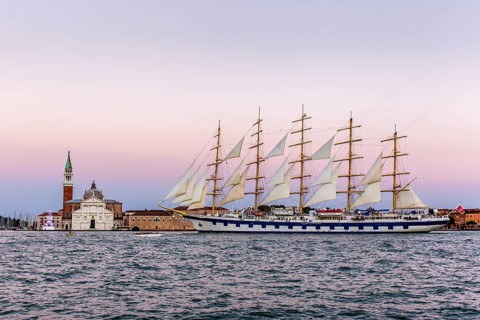 Royal Clipper