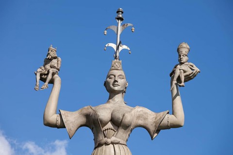 Imperia statue by Peter Lenk