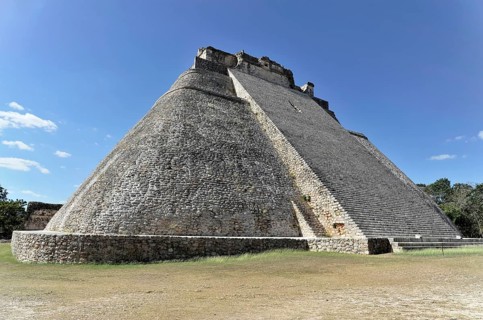 Adivino Pyramid or Pyramid of the Magician