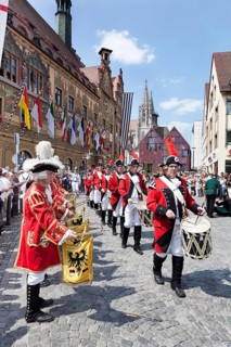 Parade on Marktplatz square in front of the Town Hall and Ulm Cathedral