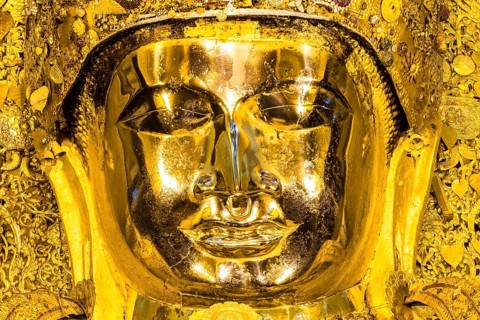 Golden seated Buddha
