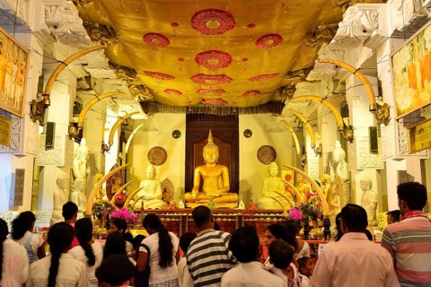 Buddha statue at the Buddhist shrine of Sri Dalada Maligawa