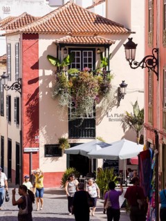 Renowned restaurant La Placeta in the shopping street of Calle Perez de Brito