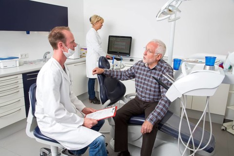 Senior at the dentist