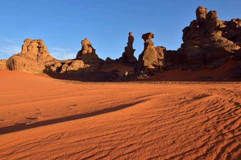 Rock towers and sand dunes at the Cirque