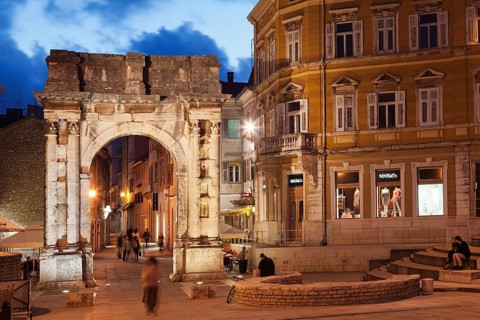 Triumphal arch