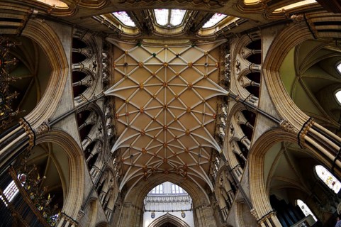 The late Gothic net vault of York Minster