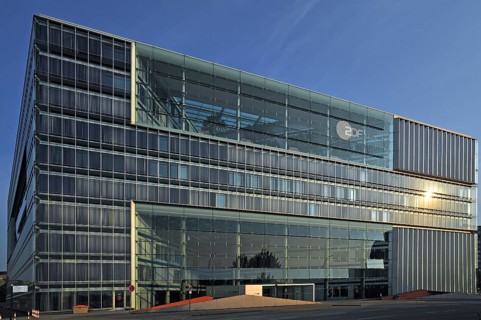 Deichtor Center with studio of the ZDF