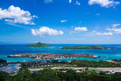 Marina of Eden Island