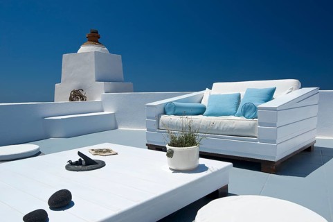 Seating furniture on a patio