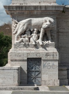 Sculpture of the Capitoline Wolf feeding Romulus and Remus