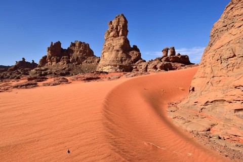 Rock towers and sand dunes at the Cirque