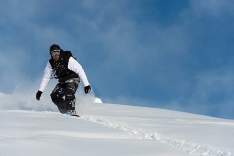 Freerider on a snowboard