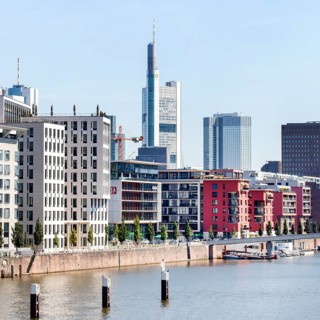 Residential building with luxury apartments in Frankfurt's West Harbour