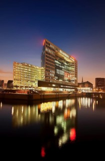 Spiegel' building