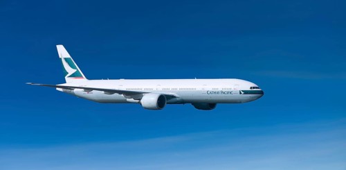 Cathay Pacific Boeing 777-367 ER in flight