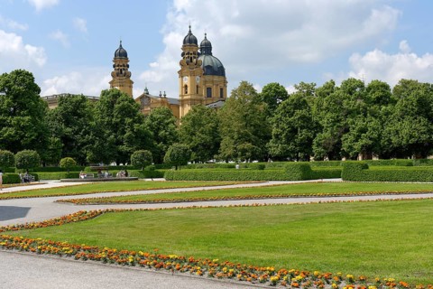 Hofgarten with the Theatine Church