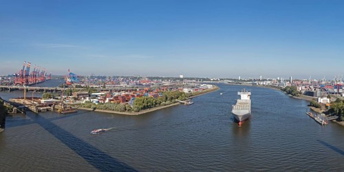 View from the Kohlbrand Bridge onto the Port of Hamburg