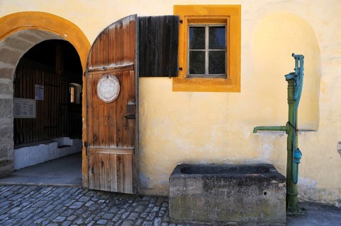 Water pump of the communal brewery