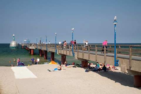 Pier and diving bell