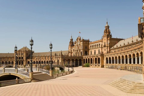 Central building