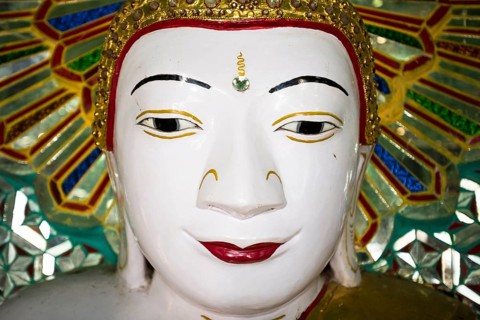 Buddha sculpture