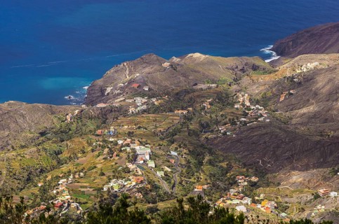 View of the valley and the sea