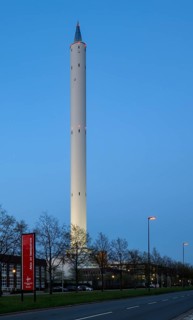 Drop tower for experiments in zero gravity