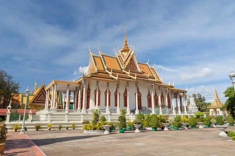 The silver pagoda