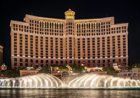 Light show and water fountains
