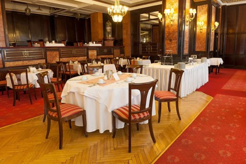 Breakfast room