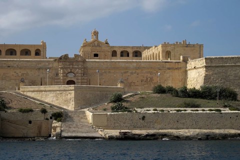 Fort Manoel