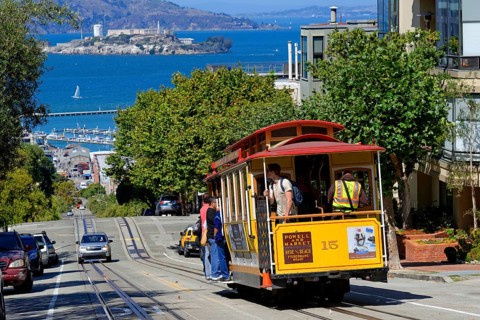 The historic cable car on Hyde Street