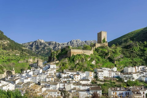 View of Cazorla with the Castillo de la Yedra
