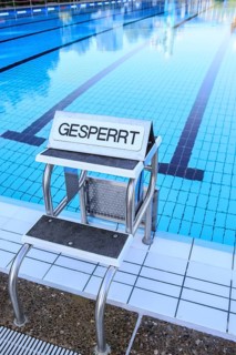 Public swimming pool
