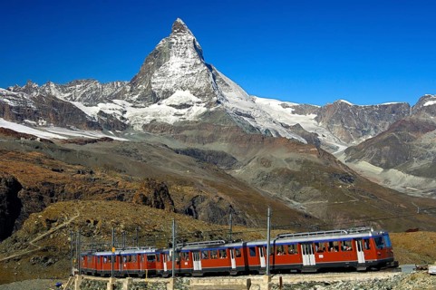 Gornergratbahn railway between Zermatt-Gornergrat in front of the Matterhorn