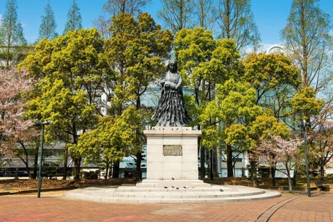 Statue to the women victims of the atomic bomb