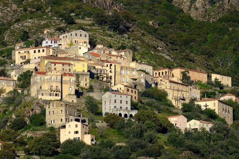 Mountain village of Lama in the Ostriconi Valley
